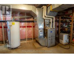 21 MAPLE STREET - 27