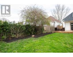 21 MAPLE STREET - 35