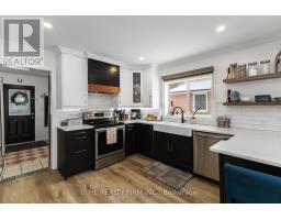 352 HALE STREET - 17