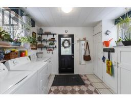 352 HALE STREET - 22