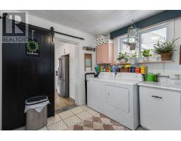 352 HALE STREET - 24