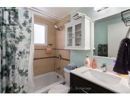 352 HALE STREET - 27