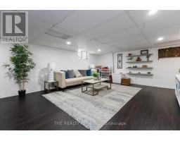 352 HALE STREET - 32