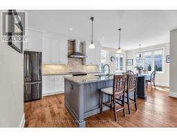 1895 SUMAC WAY - 19