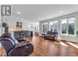 1895 SUMAC WAY - 25