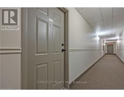 103 - 95 BASELINE ROAD W - 30