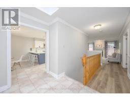 28 - 40 QUINELLA DRIVE - 11