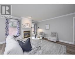 28 - 40 QUINELLA DRIVE - 18