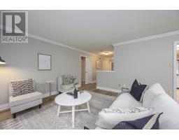 28 - 40 QUINELLA DRIVE - 19