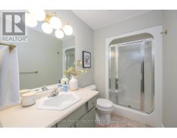 28 - 40 QUINELLA DRIVE - 25