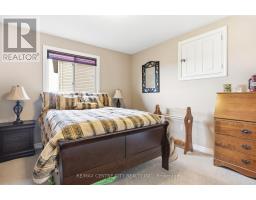 20 CHAMBERLAIN COURT - 13