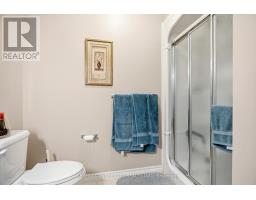 20 CHAMBERLAIN COURT - 24