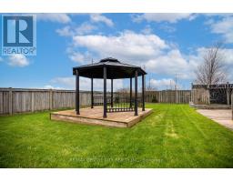 20 CHAMBERLAIN COURT - 29