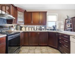 20 CHAMBERLAIN COURT - 5