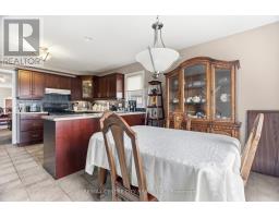 20 CHAMBERLAIN COURT - 6