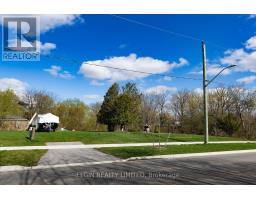 36 THIRD AVENUE - 15