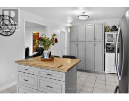 112 CLARENDON CRESCENT - 11