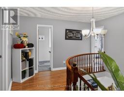 112 CLARENDON CRESCENT - 16