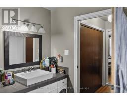 112 CLARENDON CRESCENT - 18