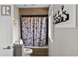 112 CLARENDON CRESCENT - 33