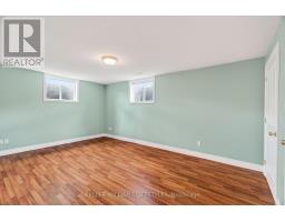 111 JENNA DRIVE - 32