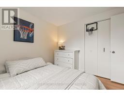 3 LACEY CRESCENT - 22