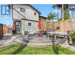 3 LACEY CRESCENT - 26