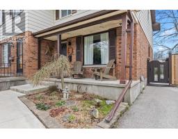3 LACEY CRESCENT - 4