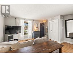 3 LACEY CRESCENT - 9