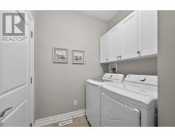 30 - 725 EAGLETRACE DRIVE - 19