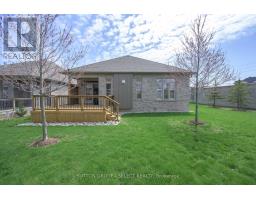 30 - 725 EAGLETRACE DRIVE - 35