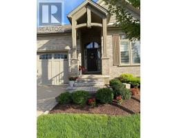30 - 725 EAGLETRACE DRIVE - 41