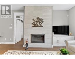 4 - 50 SUNRISE LANE - 16