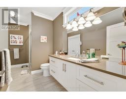 4 - 50 SUNRISE LANE - 22