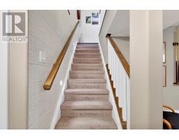 4 - 50 SUNRISE LANE - 23