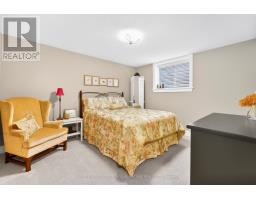 4 - 50 SUNRISE LANE - 32