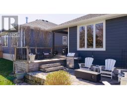 4 - 50 SUNRISE LANE - 36