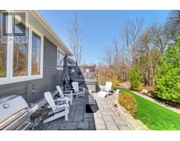 4 - 50 SUNRISE LANE - 37