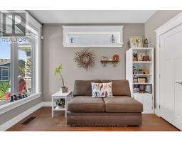 4 - 50 SUNRISE LANE - 4