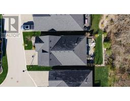 4 - 50 SUNRISE LANE - 41