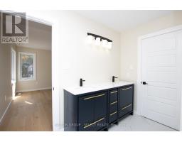 88 OPTIMIST DRIVE - 19