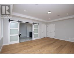 88 OPTIMIST DRIVE - 22