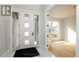 88 OPTIMIST DRIVE - 3