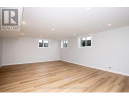 88 OPTIMIST DRIVE - 34