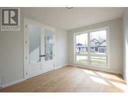 88 OPTIMIST DRIVE - 4