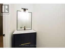 88 OPTIMIST DRIVE - 6