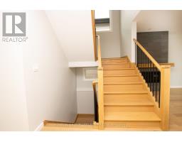 88 OPTIMIST DRIVE - 7