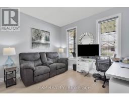 493 BENNETT CRESCENT - 22