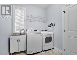 493 BENNETT CRESCENT - 25