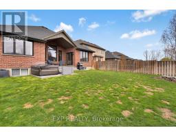 493 BENNETT CRESCENT - 38